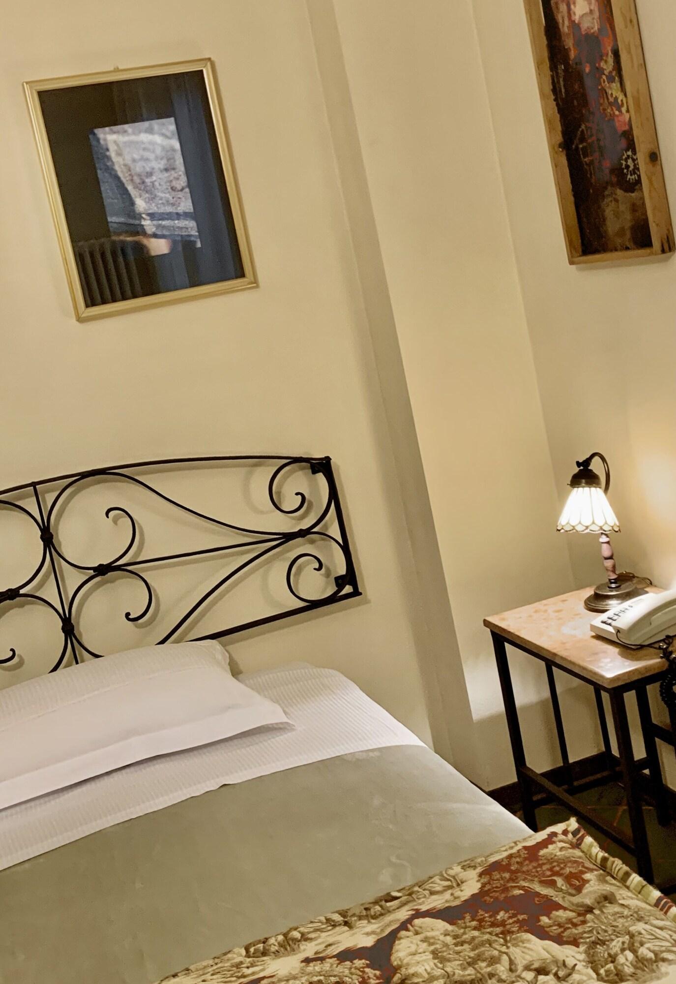 Hotel De Prati Ferrara Bagian luar foto