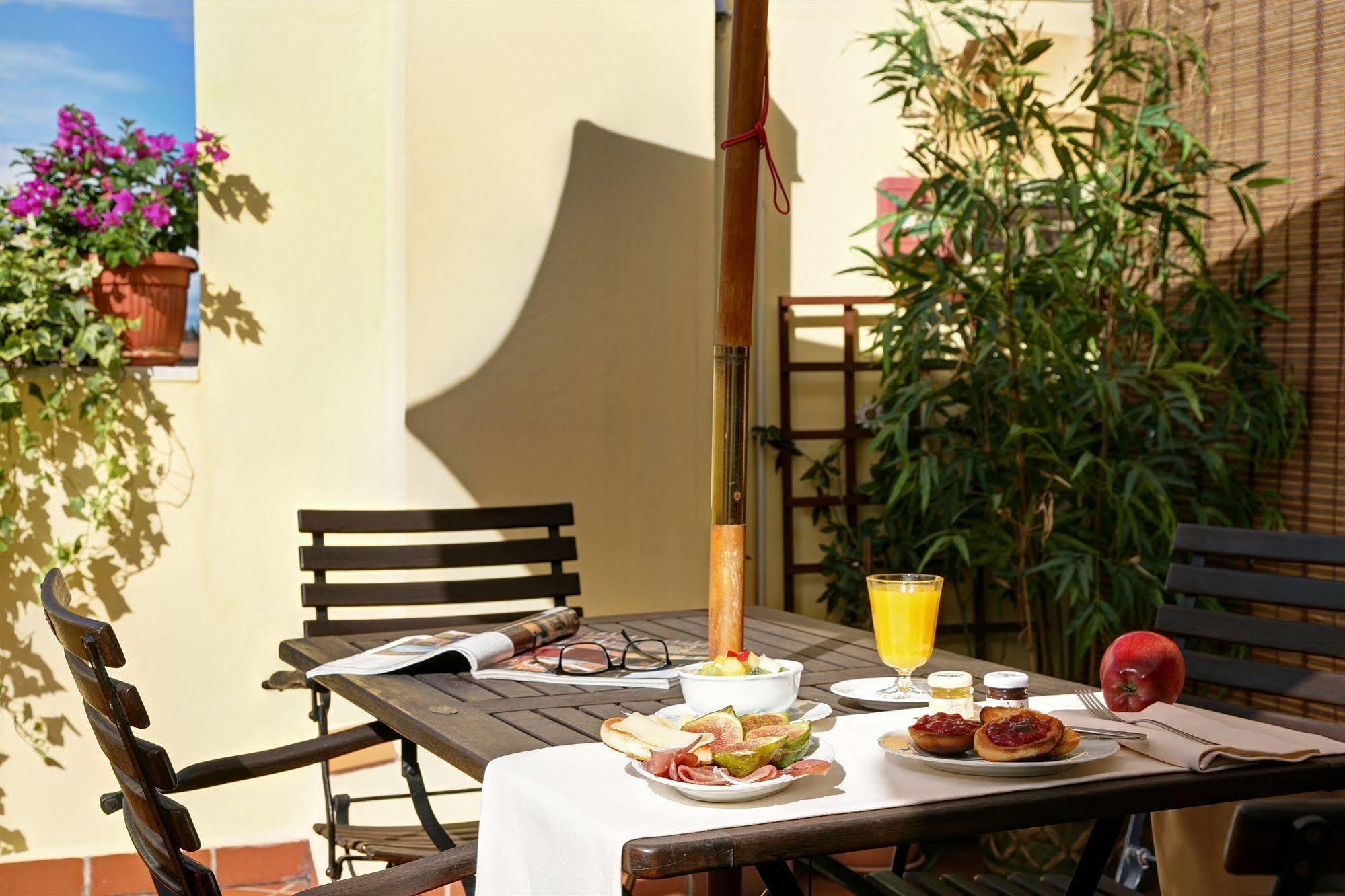 Hotel De Prati Ferrara Bagian luar foto